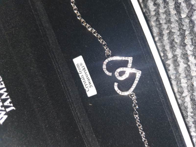 warren james love heart bracelet